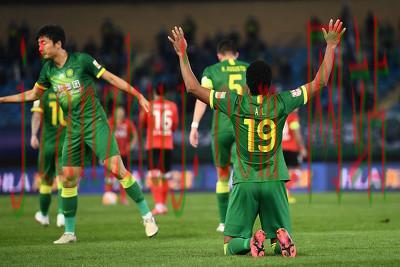GIF：张玉宁直塞阿兰低射破门，国安总比分3-1上港
