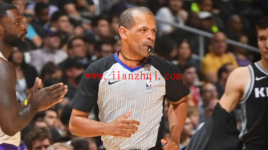 为什么现在的NBA裁判能明目张胆的控制比赛